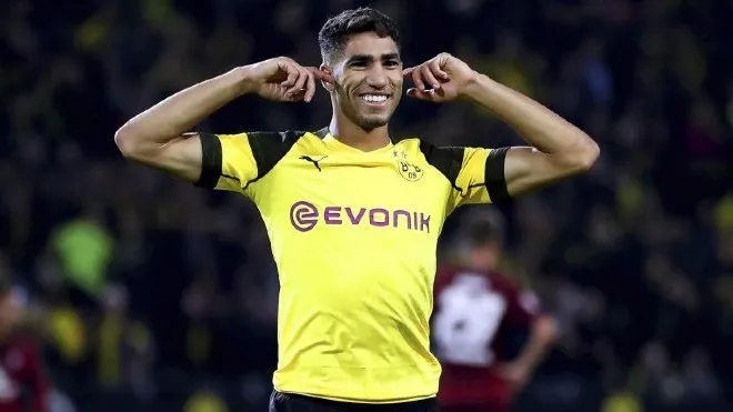 Borussia Dortmund loanee Achraf Hakimi 'unlikely to return to Real Madrid' - Bóng Đá