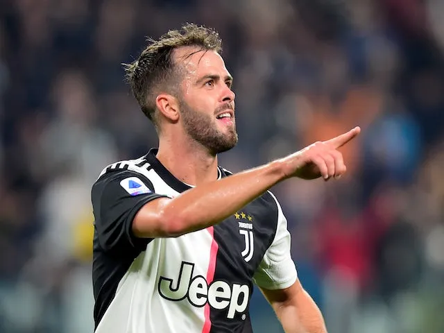 Report: Miralem Pjanic to snub Chelsea for Barcelona - Bóng Đá