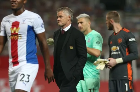 ‘Not good enough!’ – Ryan Giggs hits out at Manchester United performance and sends message to board over transfers   - Bóng Đá