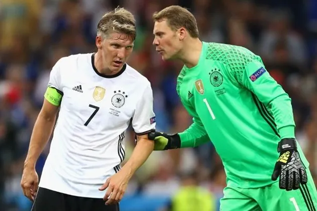 schweinsteiger-neuer-1