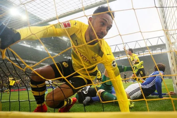 Everton gây sốc khi hỏi mua Aubameyang - Bóng Đá