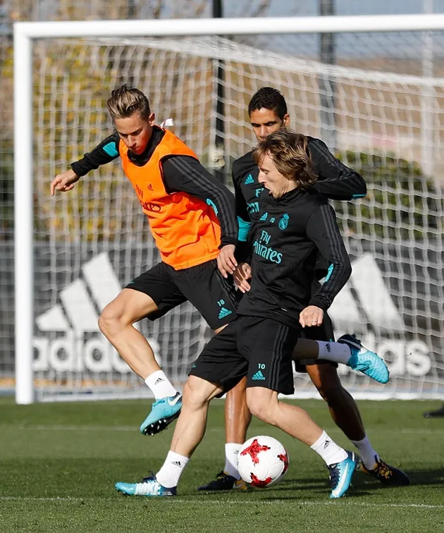 Bale tập luyện  - Bóng Đá