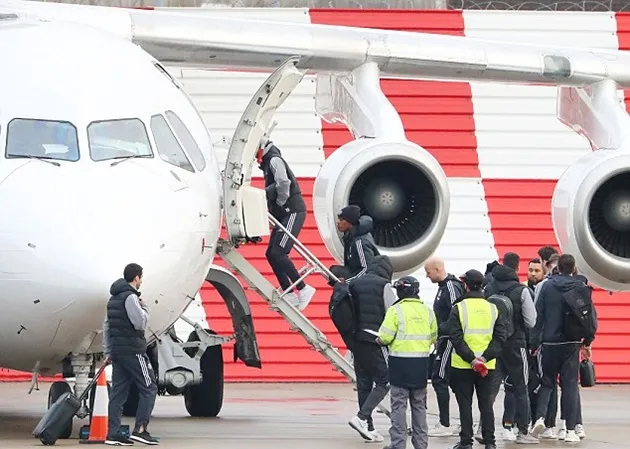 Man Utd lên máy bay  - Bóng Đá