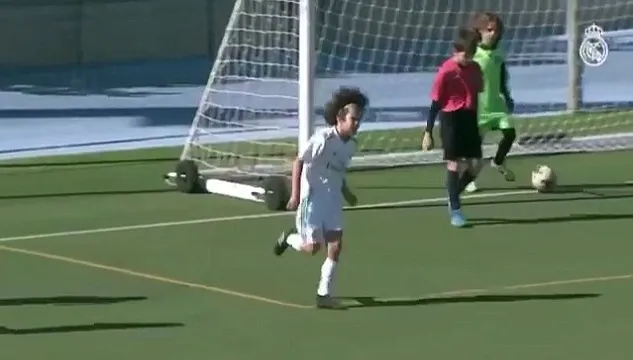 Con Marcelo lập hat-trick ở đội trẻ, Real sắp có siêu tiền đạo trong tương lai - Bóng Đá