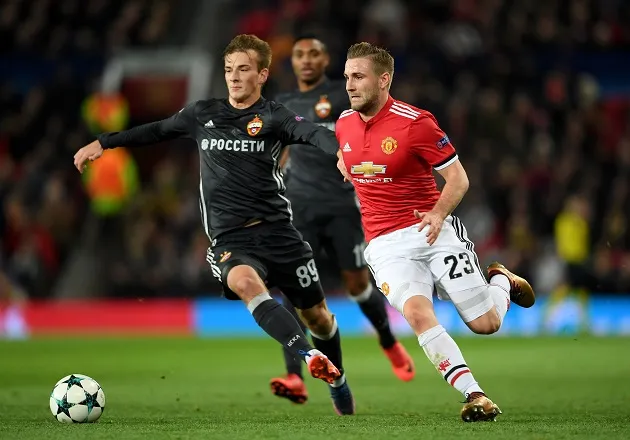 Điểm tin sáng 27/03: Barca muốn giải cứu Luke Shaw, Maradona tuyên chiến với VAR - Bóng Đá