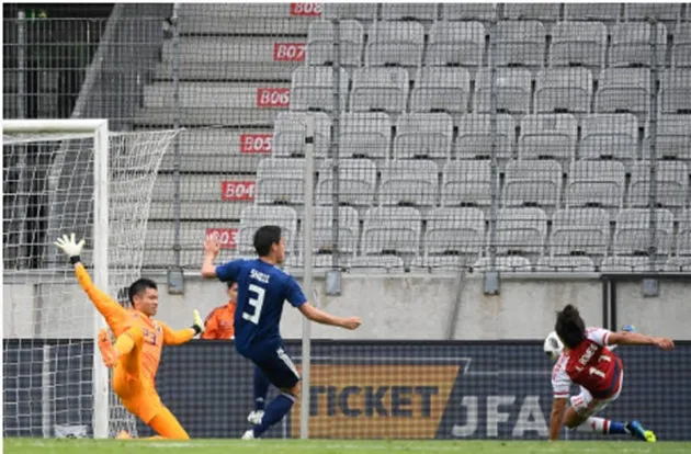 Shinji Kagawa lăn xả trước Paraguay, bất chấp World Cup chỉ còn đếm bằng giờ - Bóng Đá