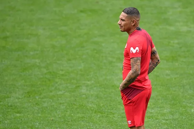 Paolo Guerrero chính thức quên đi cú sốc trên chấm phạt đền - Bóng Đá