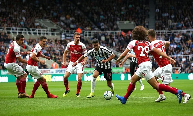 5 điểm nhấn Newcastle 0-2 Arsenal: Ozil trở lại đỉnh cao, Emery đọc trận đấu tuyệt vời - Bóng Đá