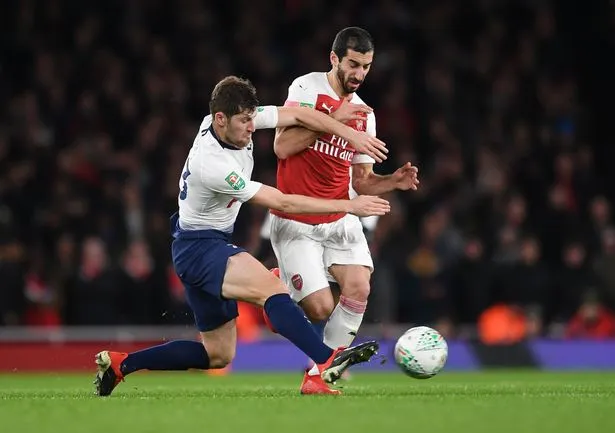 Đội hình kết hợp Arsenal - Man Utd: Chủ nhà lép vế - Bóng Đá