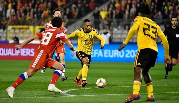 Hủy diệt Belarus, Depay thực sự hồi sinh 