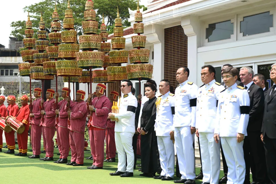 Lễ viếng 100 ngày chủ tịch Vichai - Bóng Đá