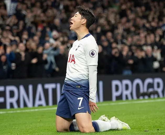 CĐV Chelsea và Man Utd lạnh người khi thấy hình ảnh này của Son Heung Min - Bóng Đá