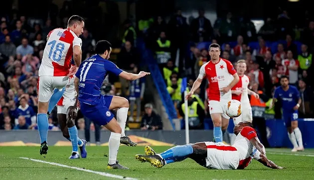 Vớ rách đẫm máu, Hazard vẫn ngoan cường giúp Chelsea đi tiếp - Bóng Đá