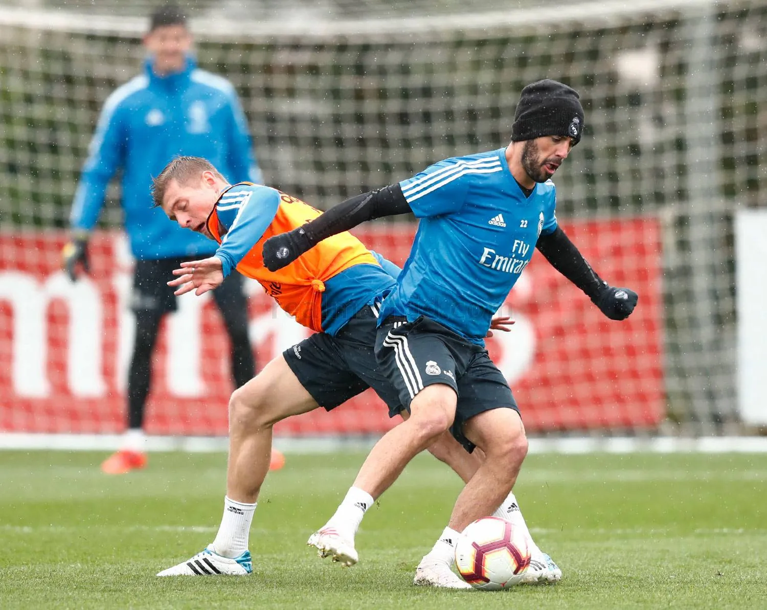 Tương lai bất định, Bale và Marcelo trở thành 