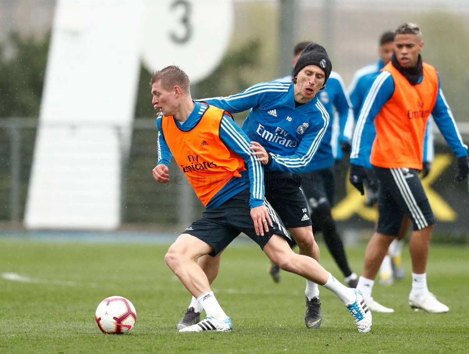 Tương lai bất định, Bale và Marcelo trở thành 