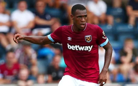 Issa Diop sends defiant message to West Ham fans after Man Utd transfer speculation - Bóng Đá