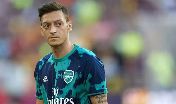 Emery nói về Ozil - Bóng Đá