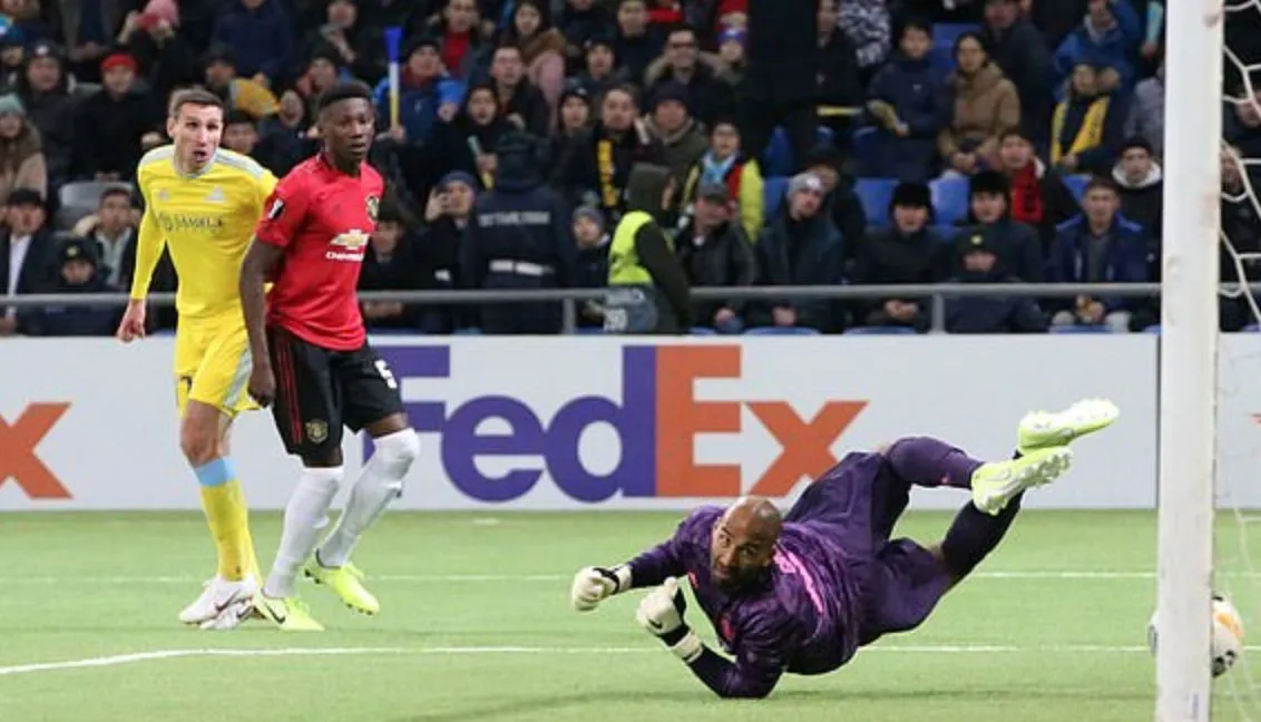 Shomko on his goal against Man Utd - Bóng Đá