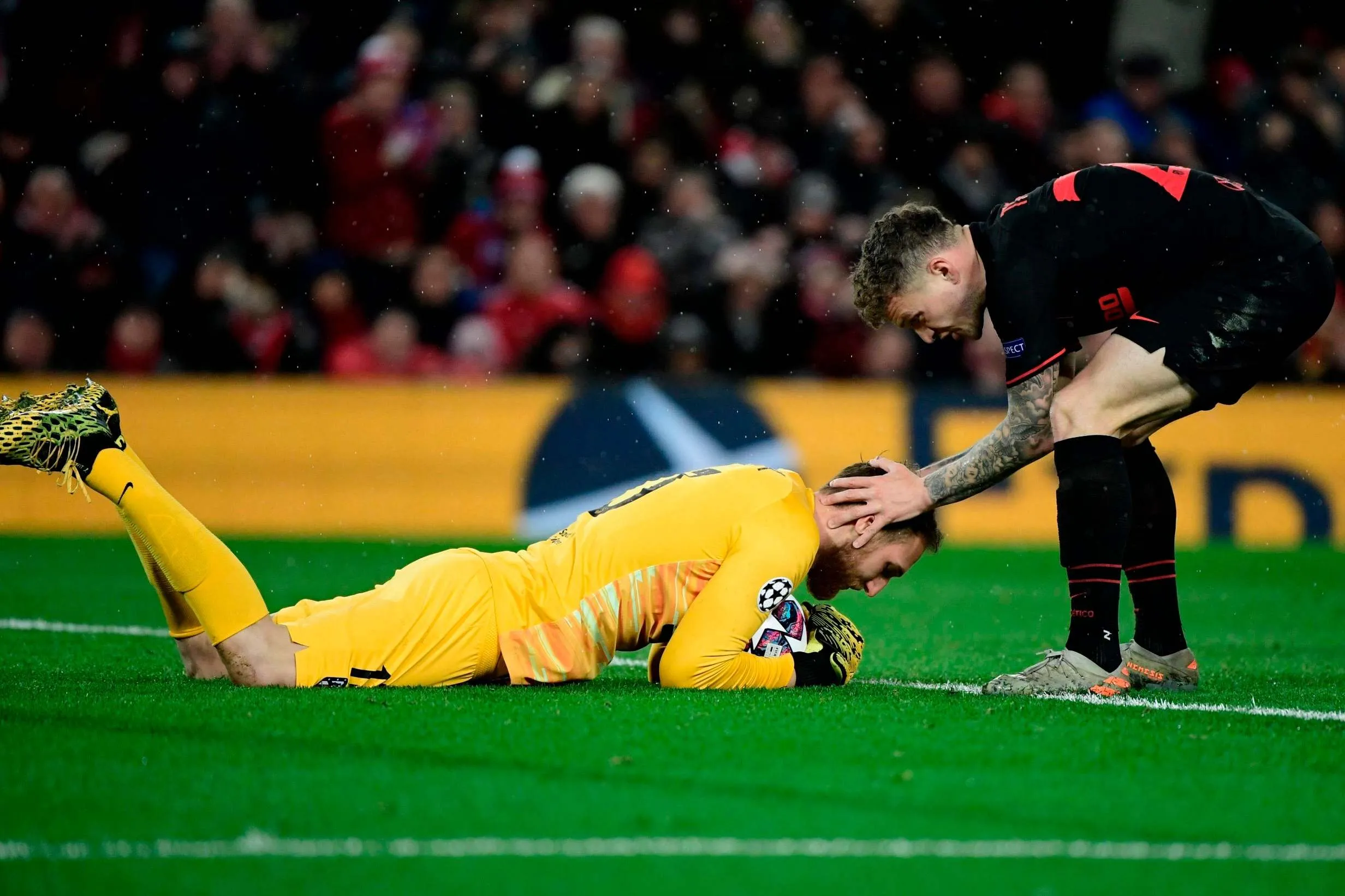 liverpool  react to Chamberlain - Bóng Đá