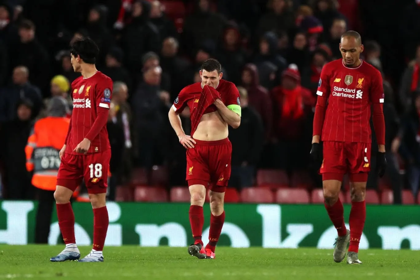 liverpool  react to Chamberlain - Bóng Đá