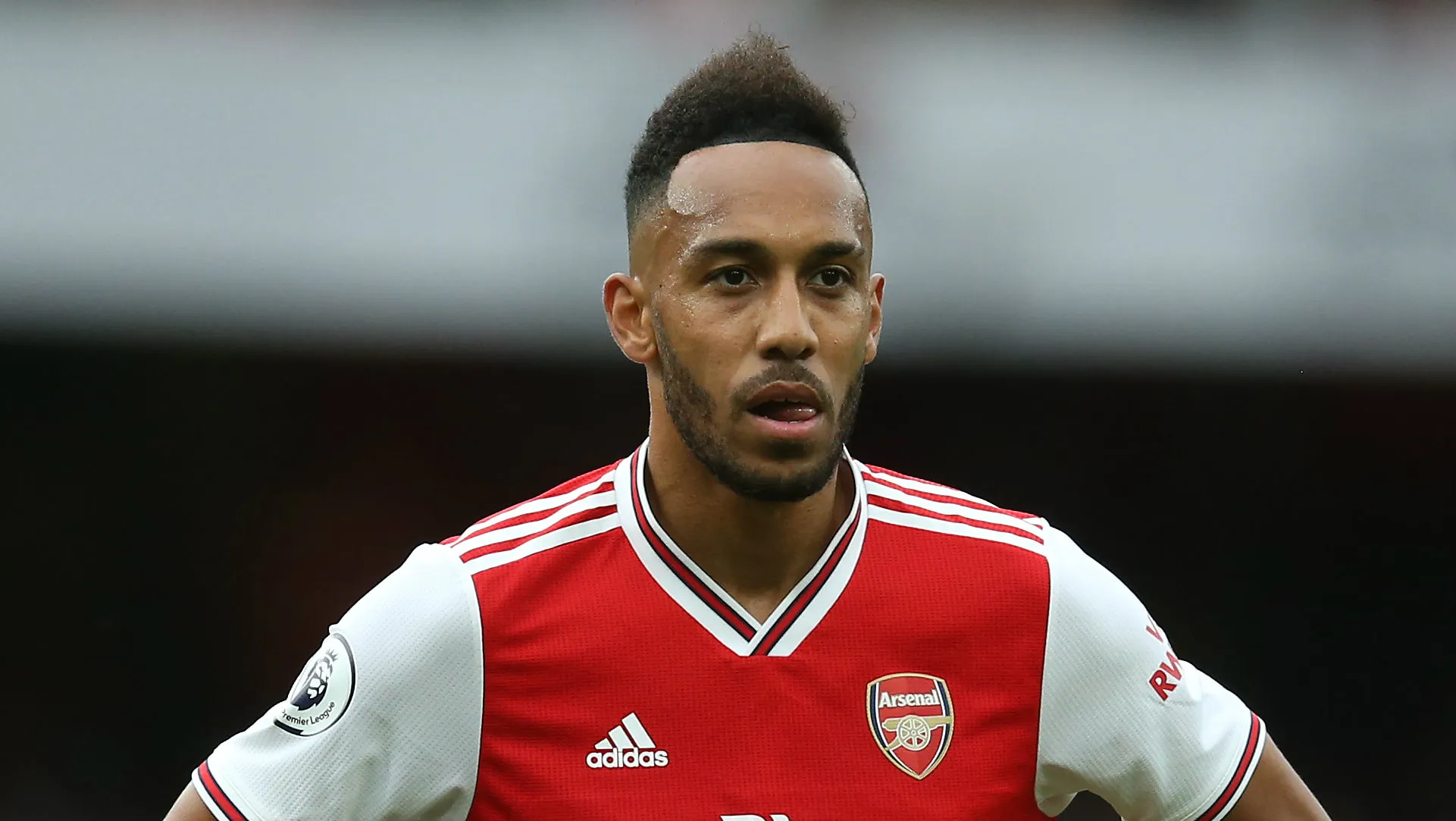 Man United fans react to aubameyang transfer - Bóng Đá