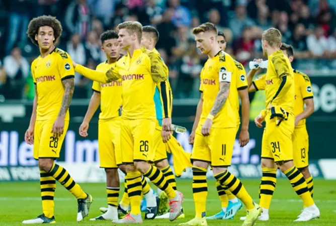 Tiếp tục sảy chân, chuyện gì đang xảy ra với Dortmund? - Bóng Đá