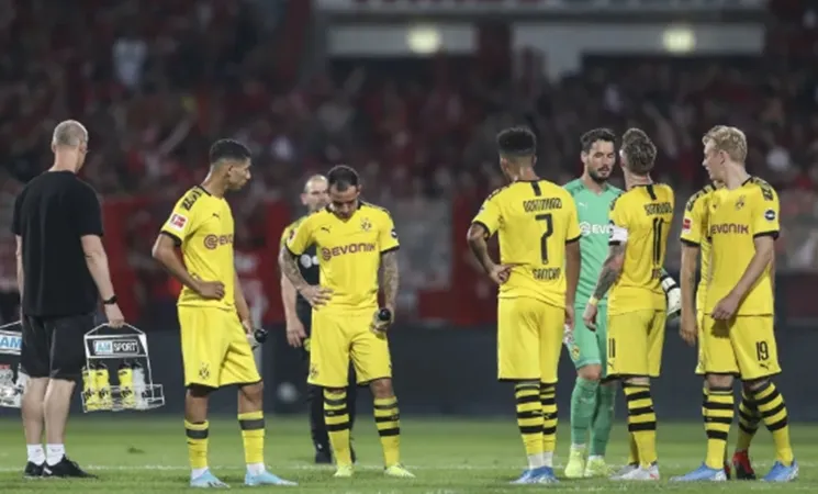 Tiếp tục sảy chân, chuyện gì đang xảy ra với Dortmund? - Bóng Đá