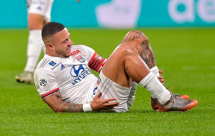 Lyon’s Memphis Depay already training just 16 days after knee surgery - Bóng Đá