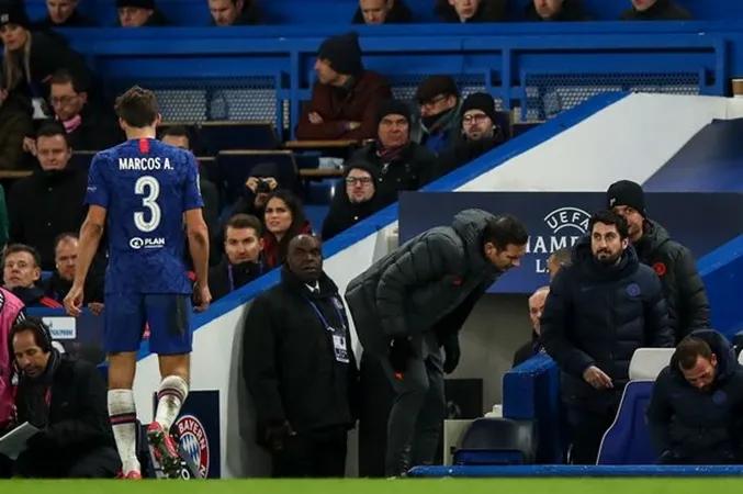 Rio Ferdinand and Joe Cole slammed Marcos Alonso for his red card in last night’s match against Bayern Munich. - Bóng Đá