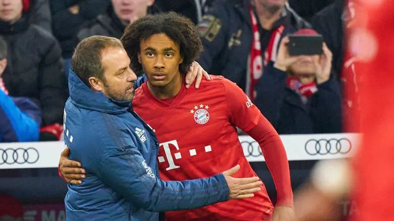Bayern Munich coach Hansi Flick explains why Joshua Zirkzee replaced Robert Lewandowski - Bóng Đá