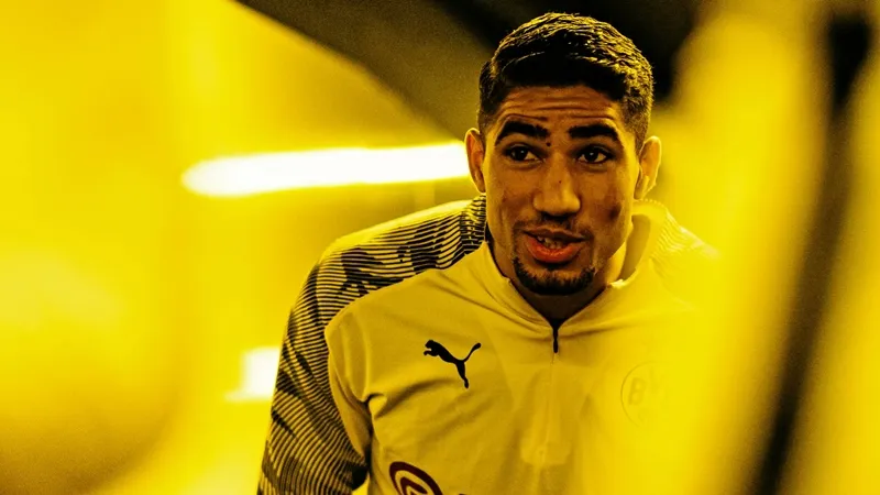 Achraf Hakimi has an offer from FC Bayern - Bóng Đá