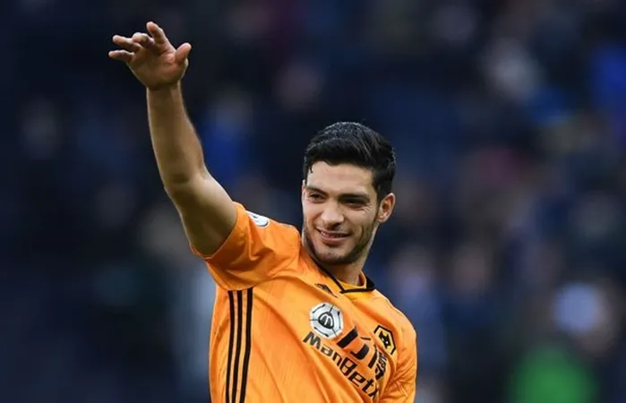 Ilkay Gundogan 'can imagine' Man Utd transfer target Raul Jimenez playing for Man City - Bóng Đá