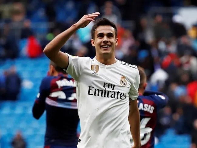 Paris Saint-Germain 'weighing up Sergio Reguilon swoop' - Bóng Đá