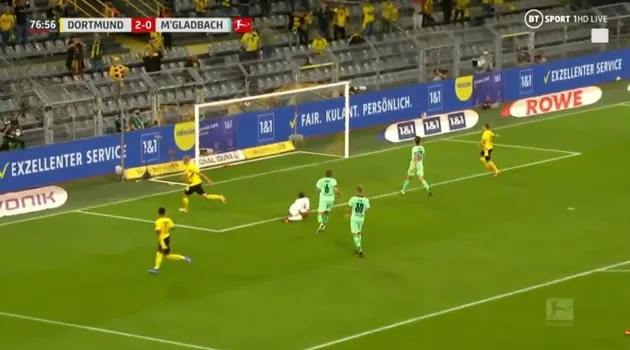 Sự kết hợp hoàn hảo, Sancho - Haaland phản công thần tốc sút tung lưới Gladbach - Bóng Đá