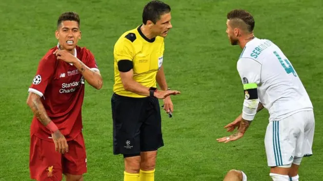 Firmino đáp trả Ramos: 