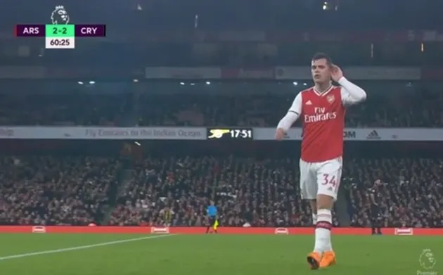 SỐC: Xhaka hành xử điên rồ với khán giả Arsenal - Bóng Đá