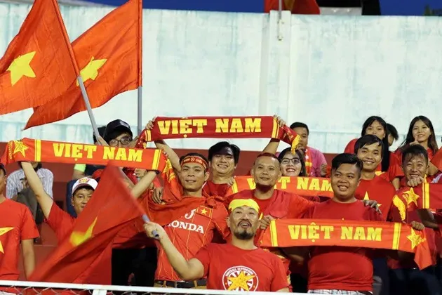 Chùm ảnh: Tuyệt vời CĐV Việt Nam - Bóng Đá