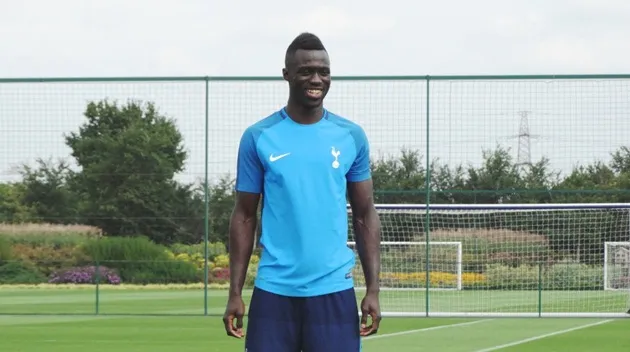 Ảnh tập Davinson sanchez - Bóng Đá