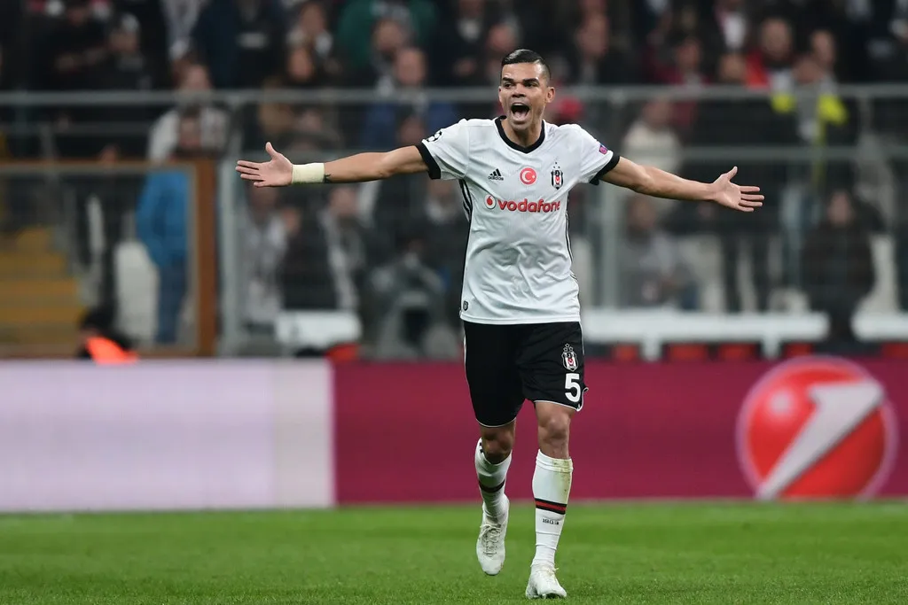 Sang Thổ Nhĩ Kỳ, Pepe quay lại chê CĐV Real Madrid - Bóng Đá