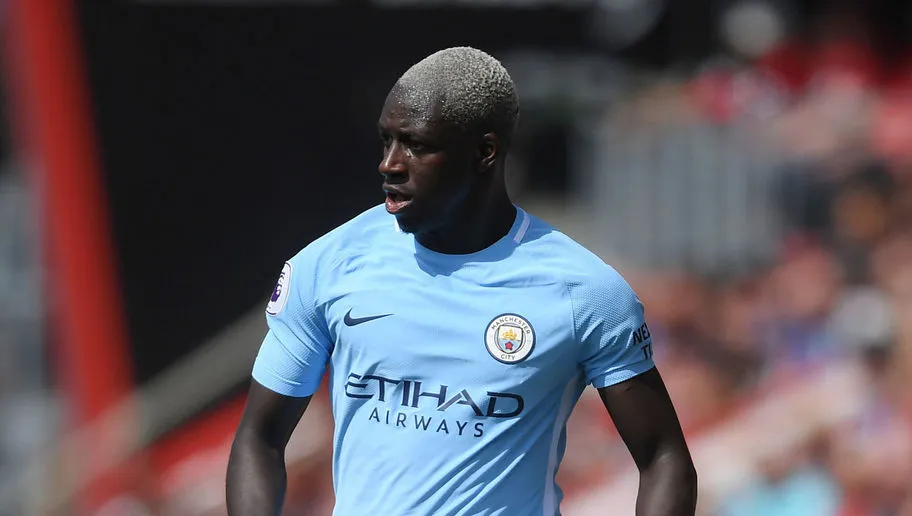 Phong độ hủy diệt, Man City còn nhận tin tốt từ Mendy - Bóng Đá