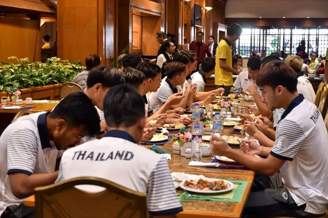 President of the association ordered to add Thai food For the elephants in the SEA Games - Bóng Đá