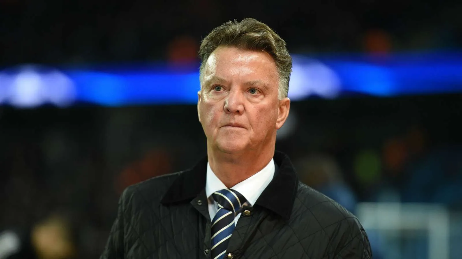 Van Gaal blasts clubs trying to use coronavirus for their own benefit - Bóng Đá