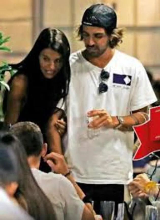 Carolina, Miss Italy pinched with Maldini's son? 'We are just friends ...'  - Bóng Đá