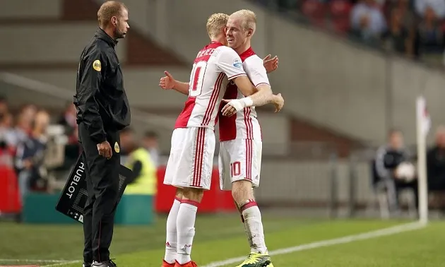 Doubts about Van de Beek: 'He is a younger copy of Klaassen in terms of game' - Bóng Đá