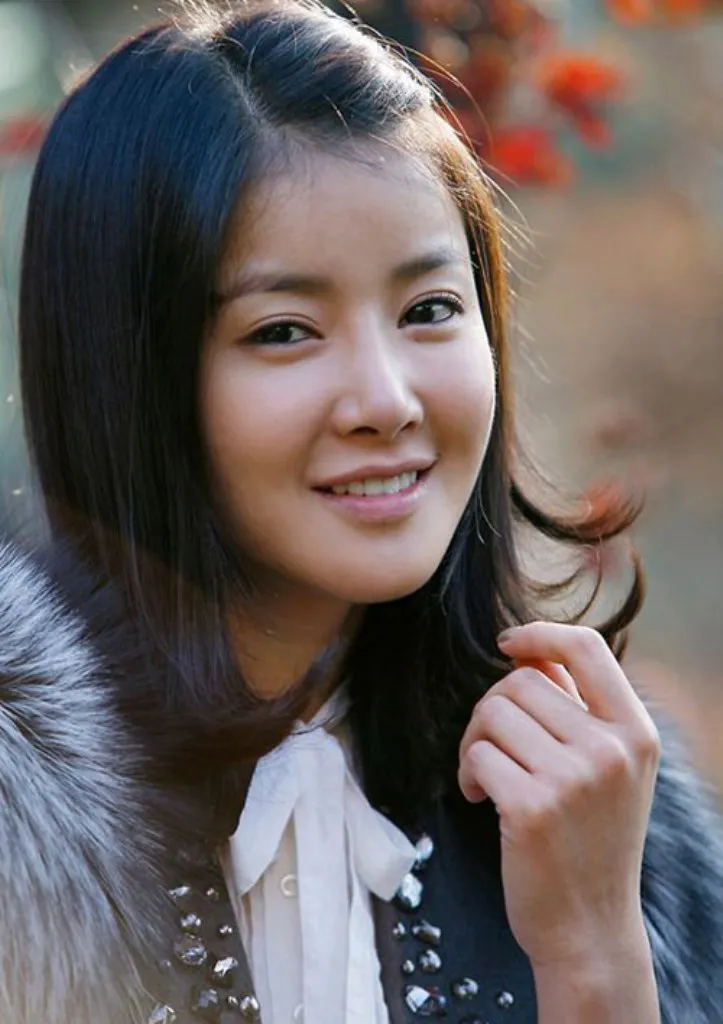 Lee-Si-young-7