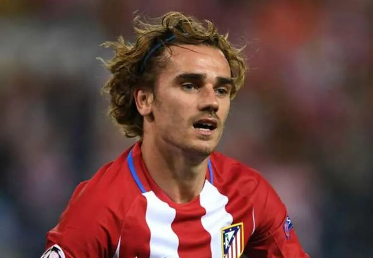 Griezmann tự đánh giá cơ hội đến Man United theo thang điểm 10 - Bóng Đá