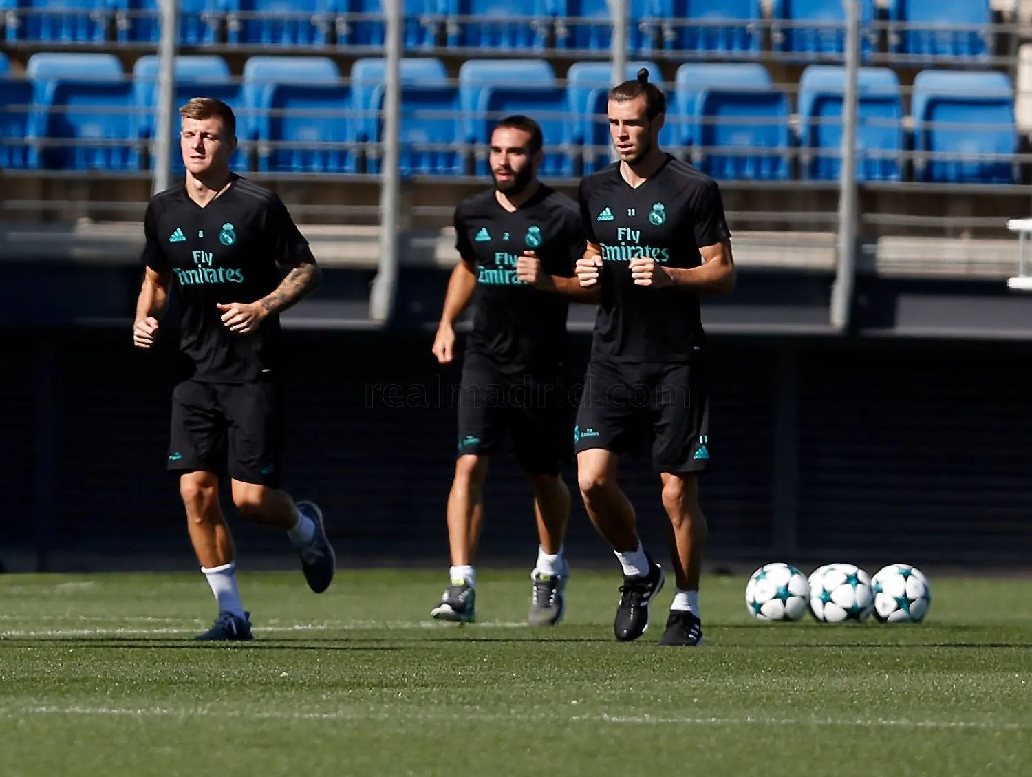 Real Madrid tập luyện điên cuồng trước trận đấu với APOEL Nicosia  - Bóng Đá