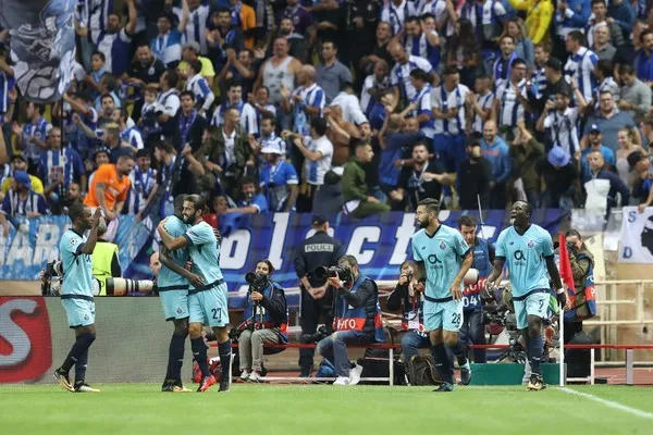 Monaco 0-3 Porto: Falcao bị che mờ bởi Aboubakar  - Bóng Đá