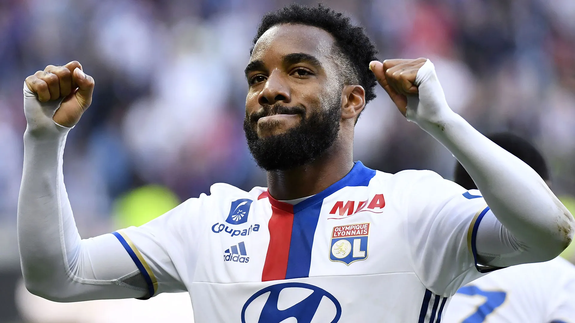 Tin vui cho M.U, Arsenal: Lacazette công khai mong muốn rời Lyon - Bóng Đá