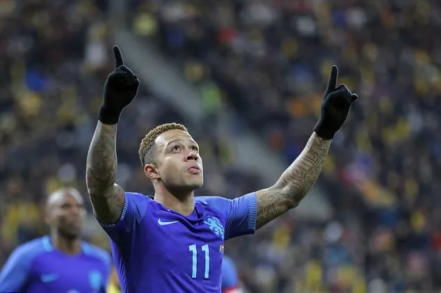 Depay lại ghi bàn, Hà Lan hủy diệt Romania trong trận đấu chia tay Dick Advocaat - Bóng Đá